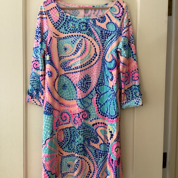 Lilly Pulitzer Edna Swing Dress Tile Wave Reduced Multi Asymmetrical Hem 3/4 Slv - Picture 1 of 13
